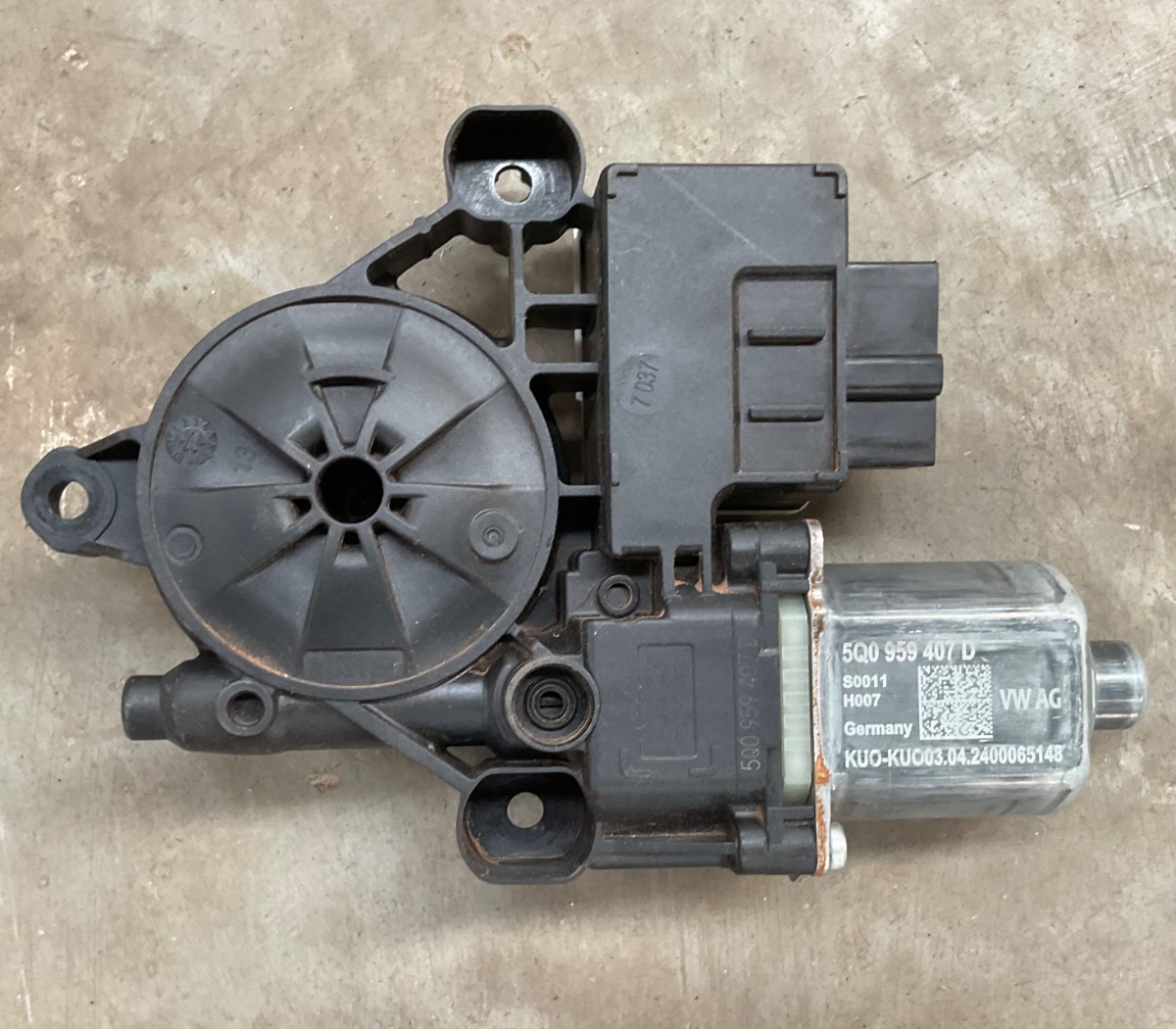Volkswagen Polo MK8/9 Rear Left Window Regulator