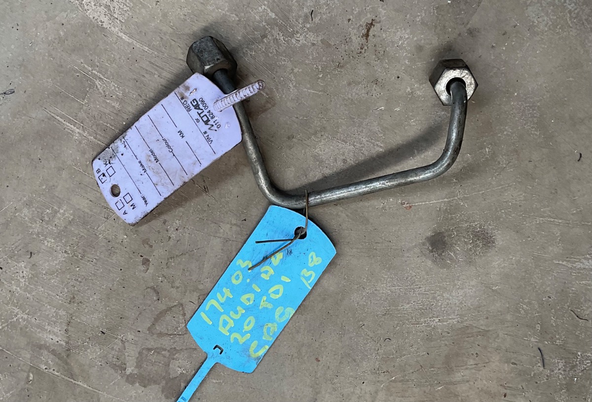 A4 2.0 TDI B8 INJECTOR PIPE