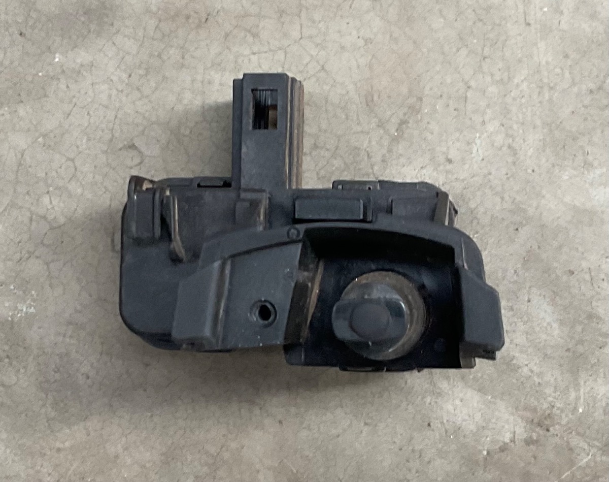 Volkswagen POLO MK 8/9 ADJ VALVE FUEL CAP