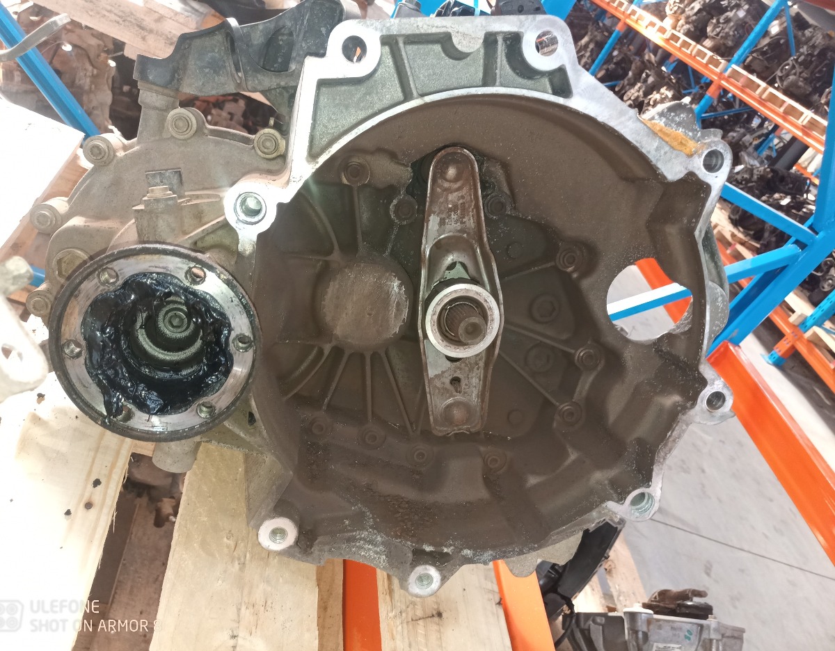 POLO VIVO 1.4 CLP MANUAL GEARBOX