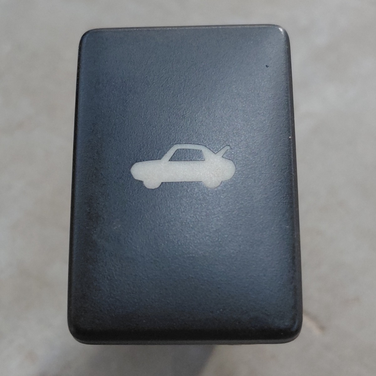 86 BOOT RELEASE BUTTON
