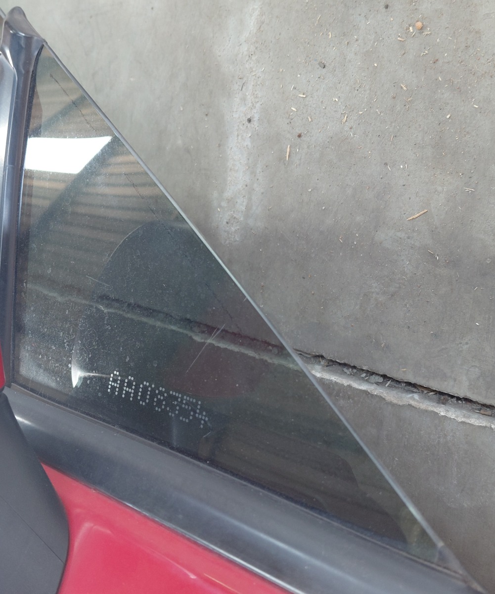86 Quarter Window Right Side