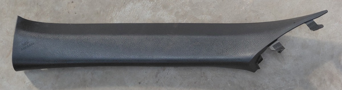 86 LEFT A-PILLAR TRIM