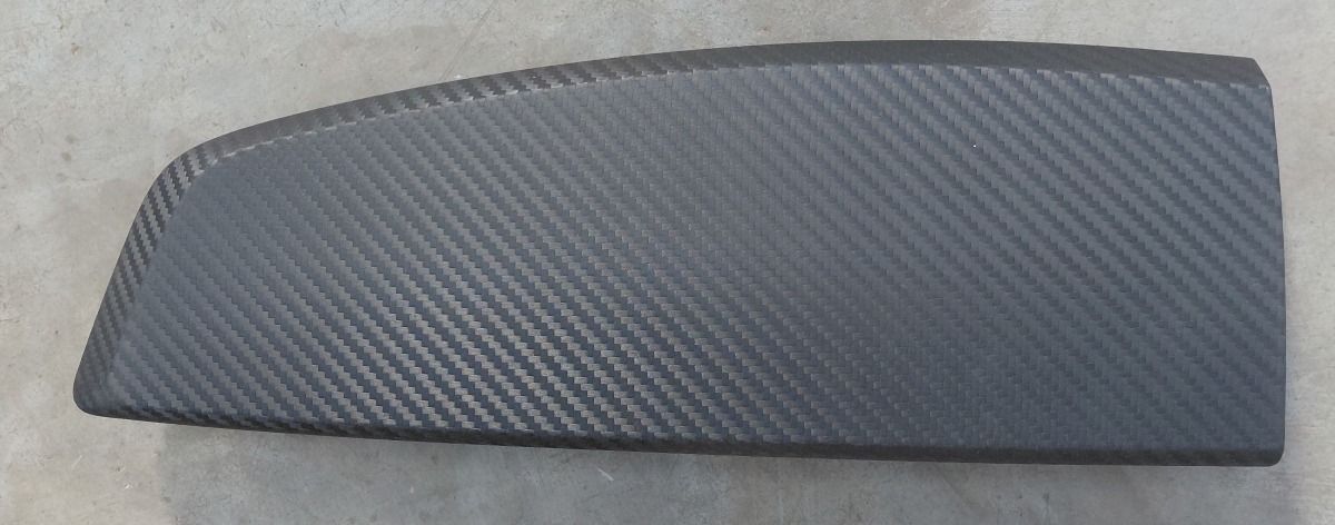 86 CARBON DASH TRIM