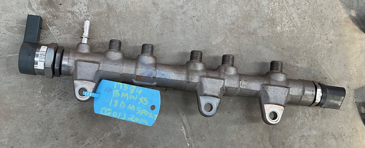 X3 sDRIVE 18d G01 INJECTOR RAIL