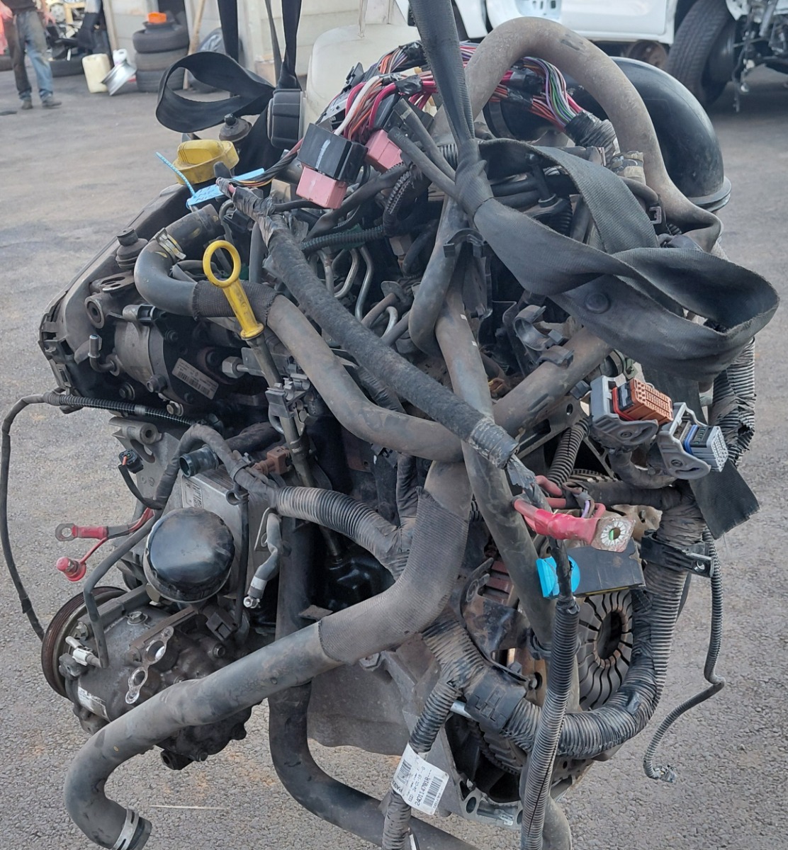 NP200 K9K 1.5 DCI ENGINE