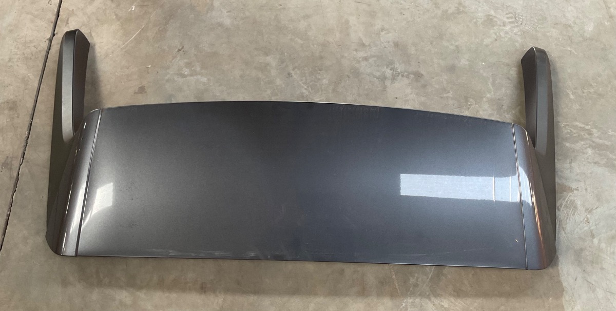 RAV 4 TAILGATE SPOILER DAMAGED