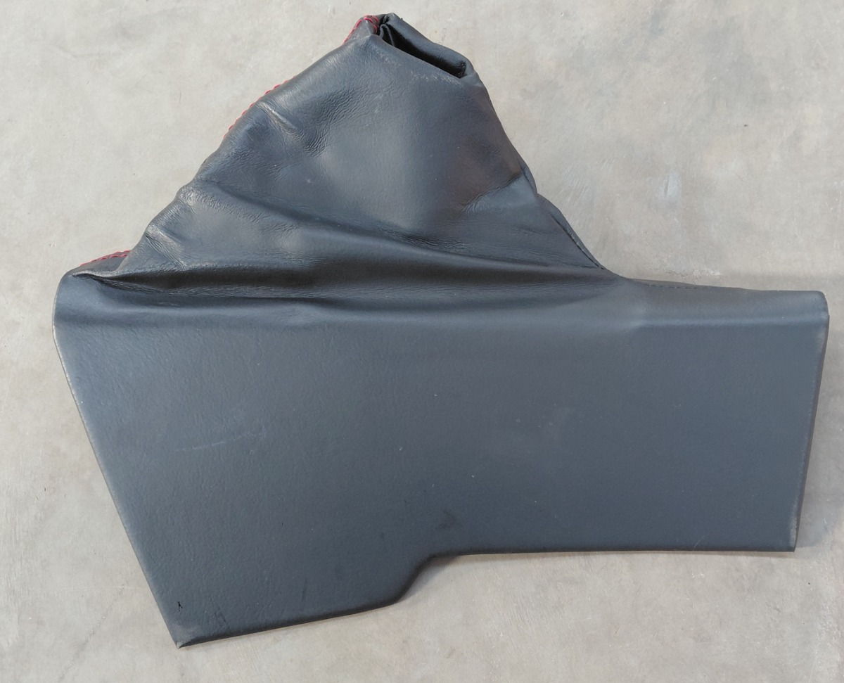 86 HAND BRAKE LEVER COVER