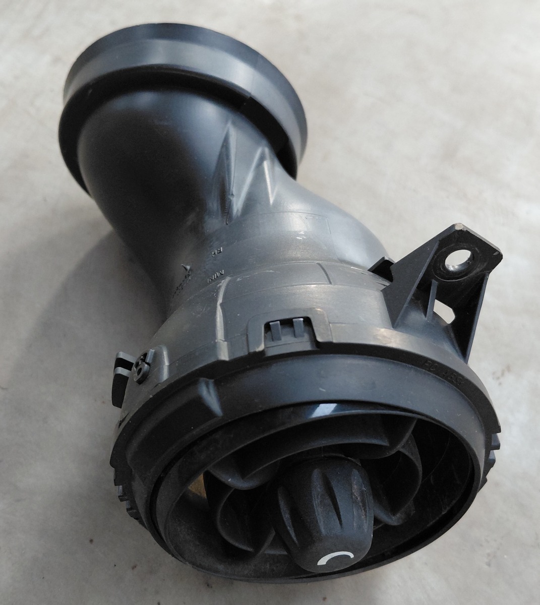 R56 RIGHT CENTRE DASH VENT