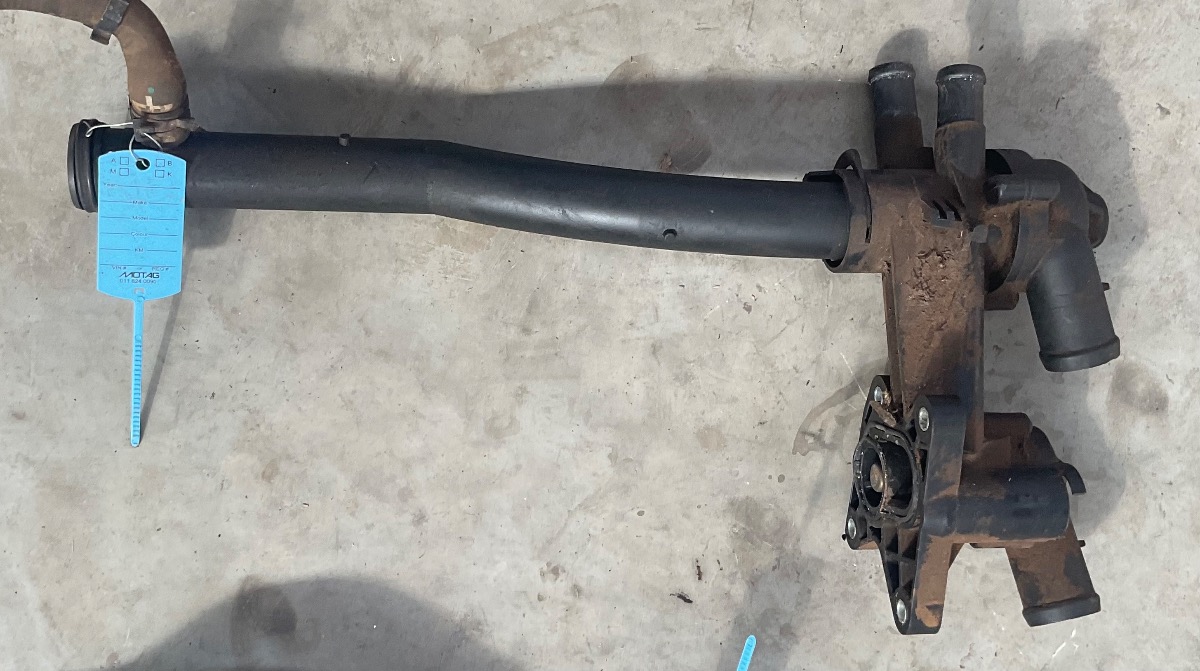 POLO CLP 1.4 THERMOSTAT HOUSING