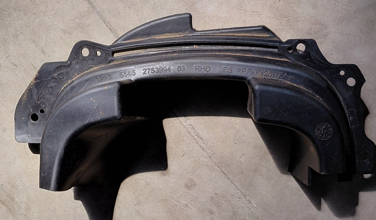 R56 UPPER STEERING COVER INSULATION