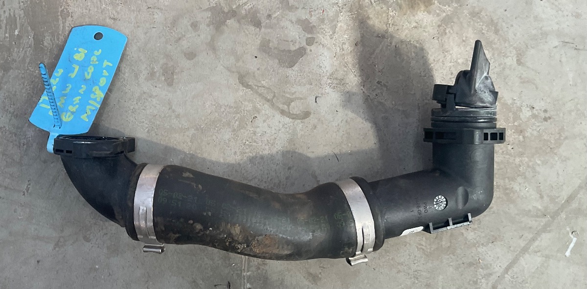 218i GRAN COUPE (F44) WATER PIPE