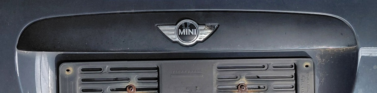 F56 S Tailgate Handle Moulding