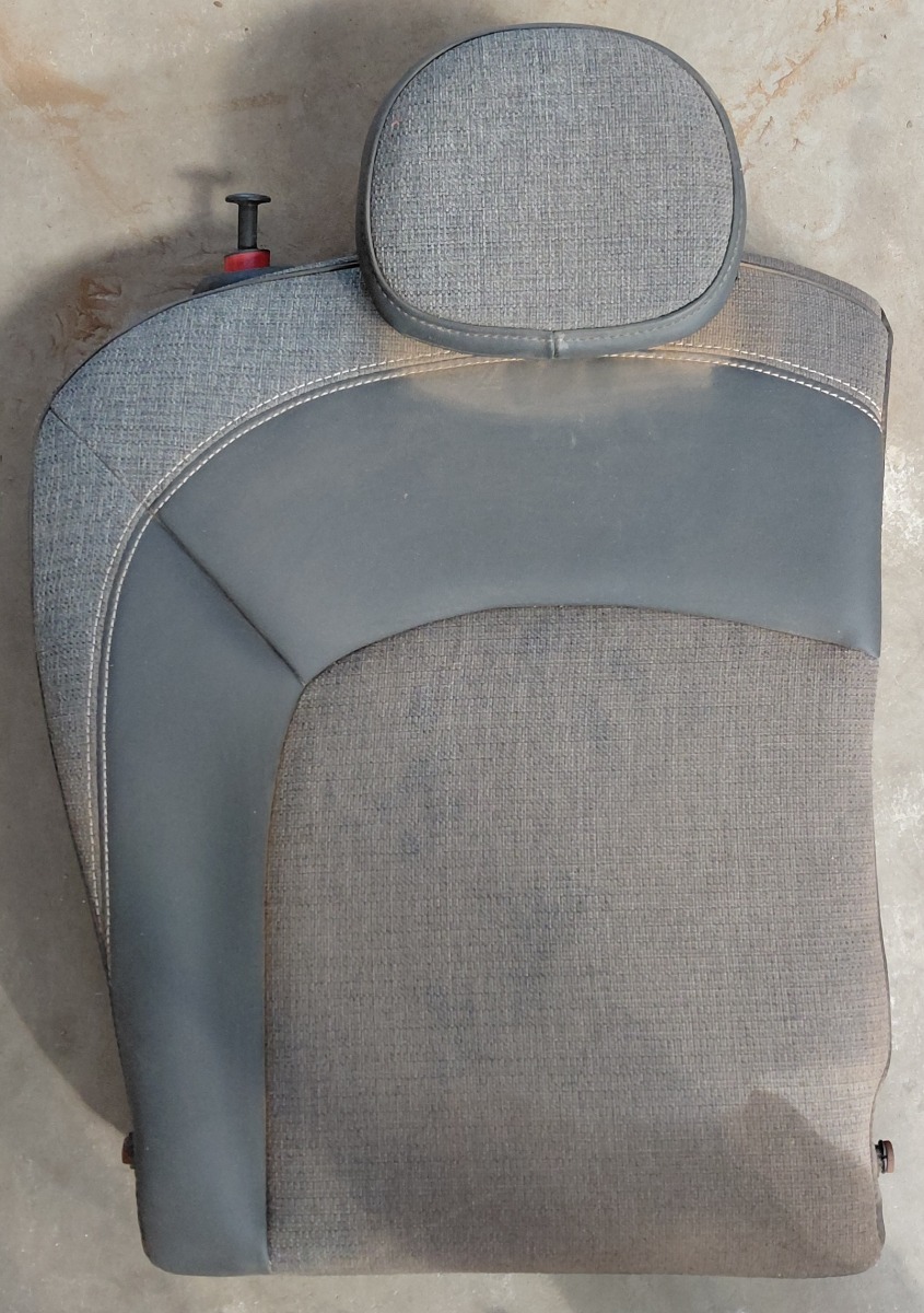 F56 RIGHT REAR SEAT