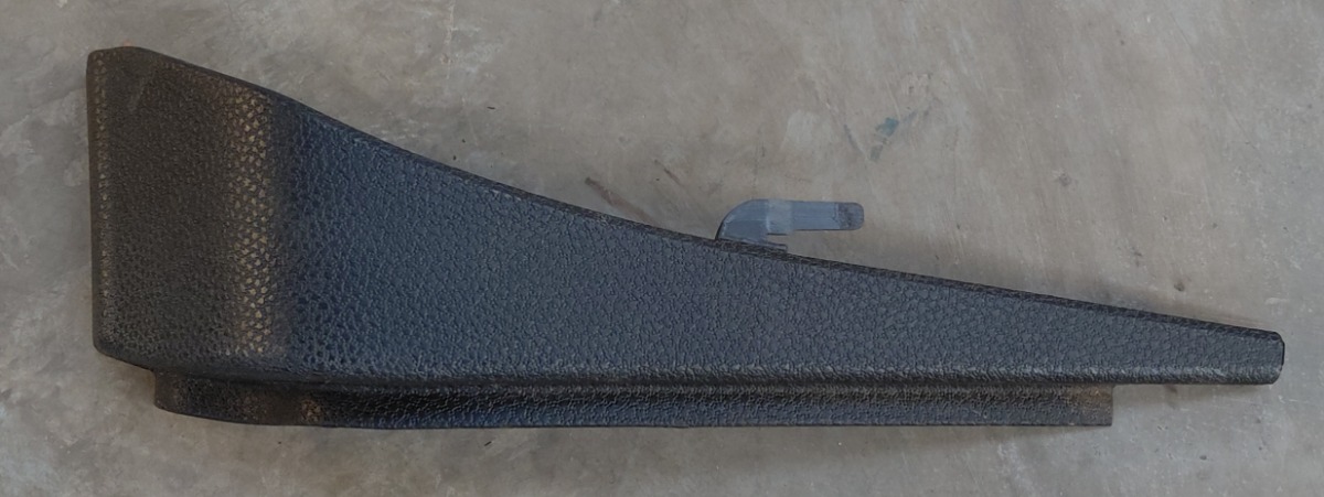 R56 LEFT DASH TRIM