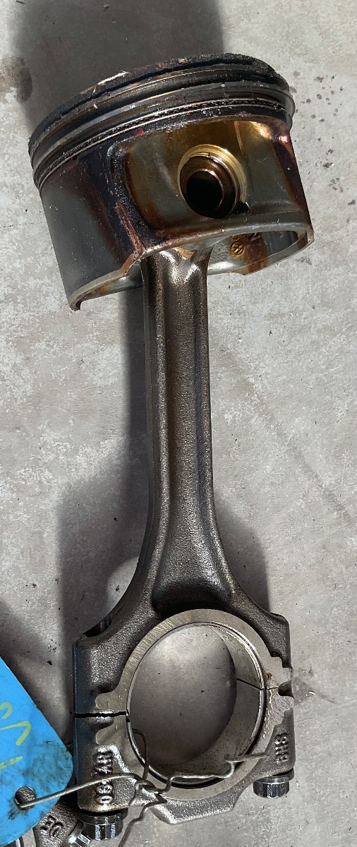 POLO CLP PISTON AND CONROD
