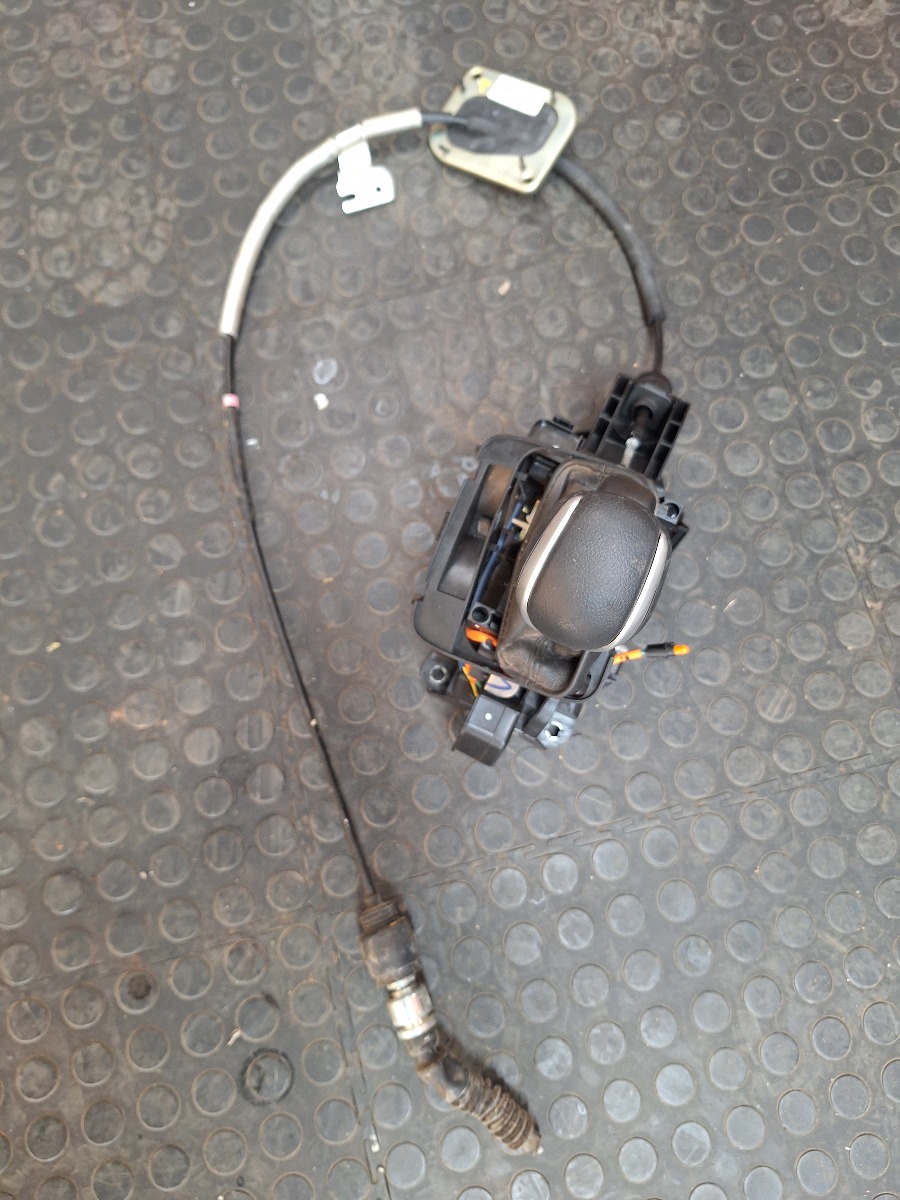 FRONX GEAR LEVER ASSY