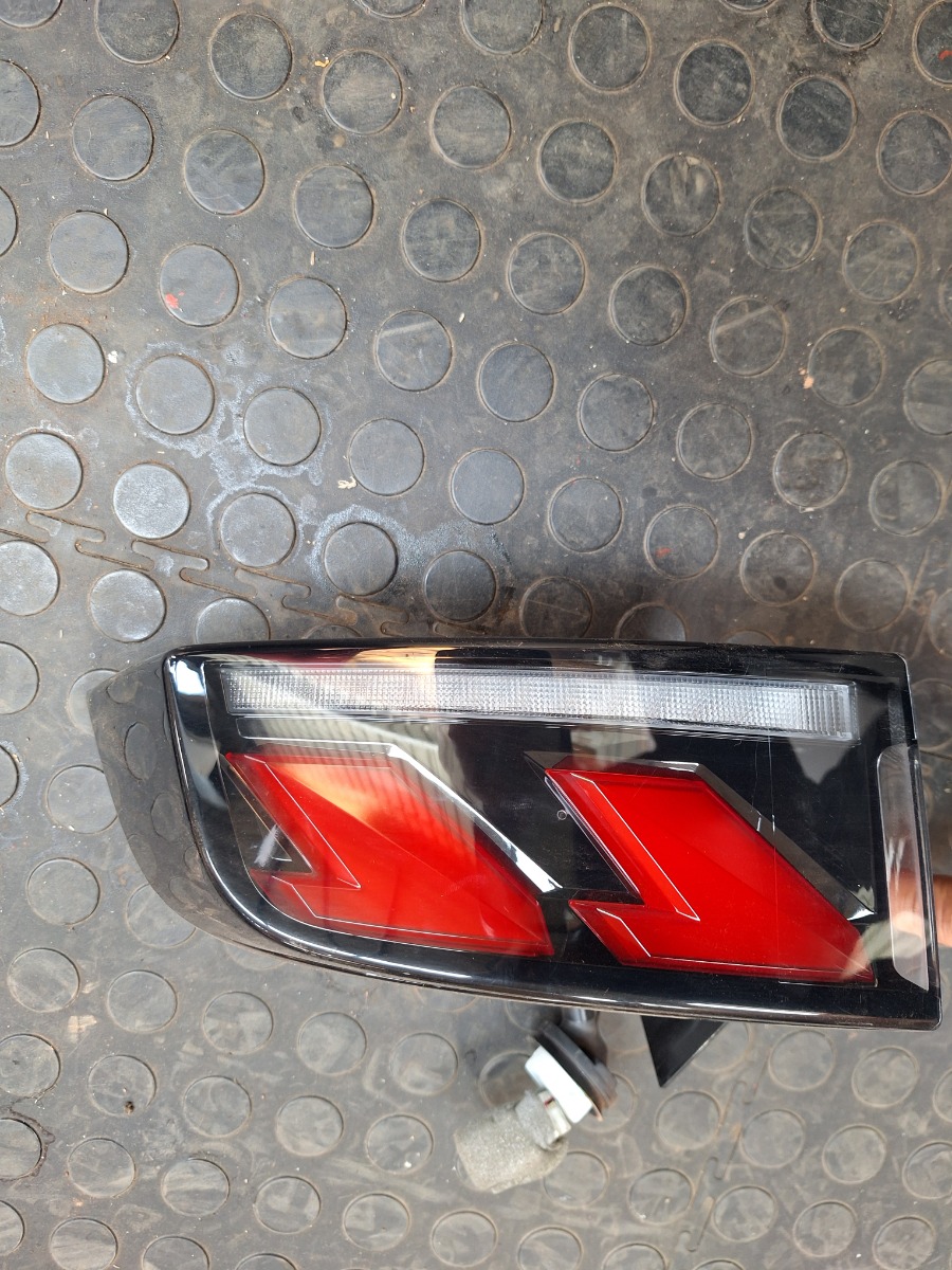 FRONX RIGHT REAR TAILLIGHT