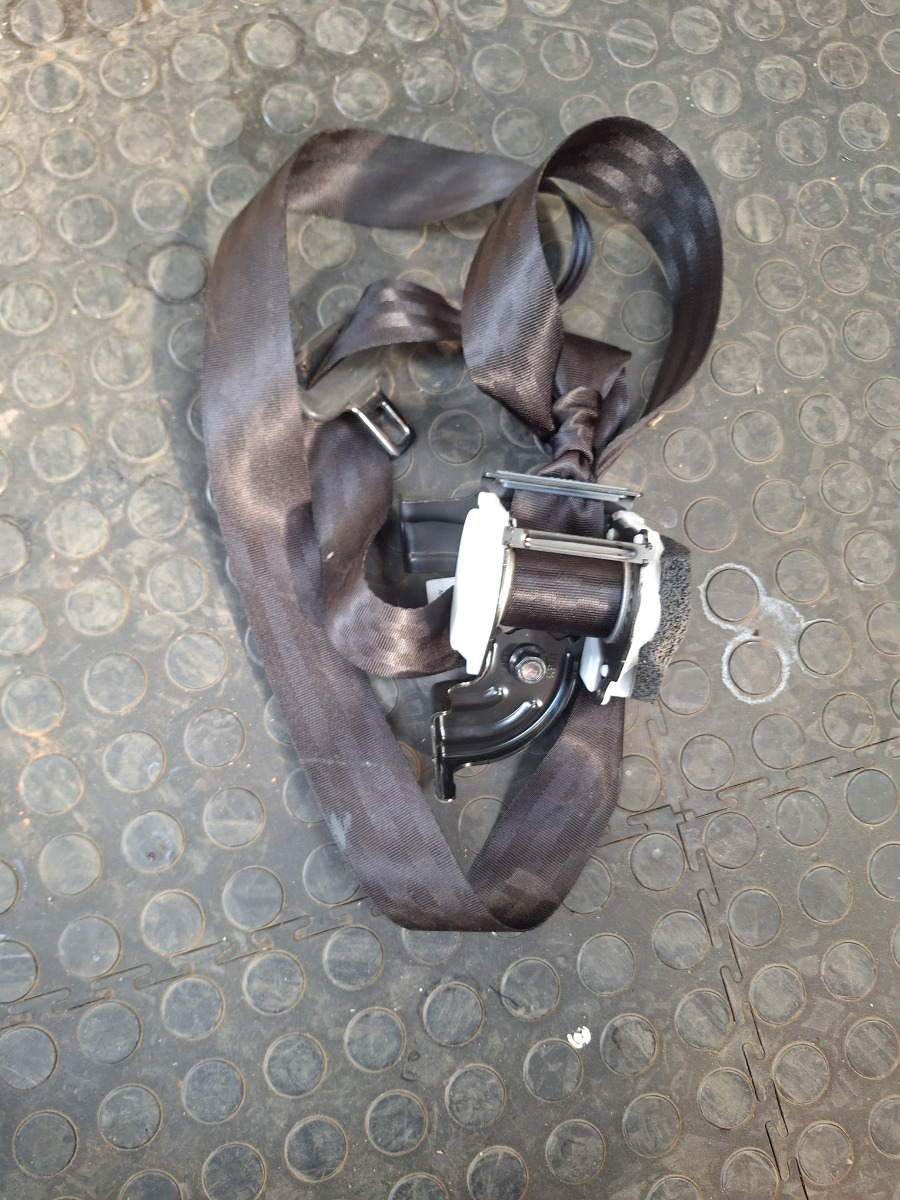 FRONX REAR SEAT BELT LEFT
