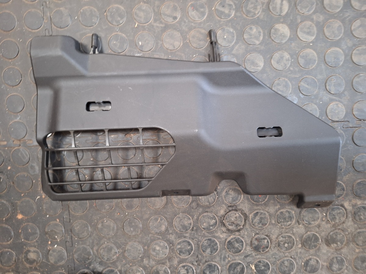 FRONX RIGHT HAND UNDER DASH COVER