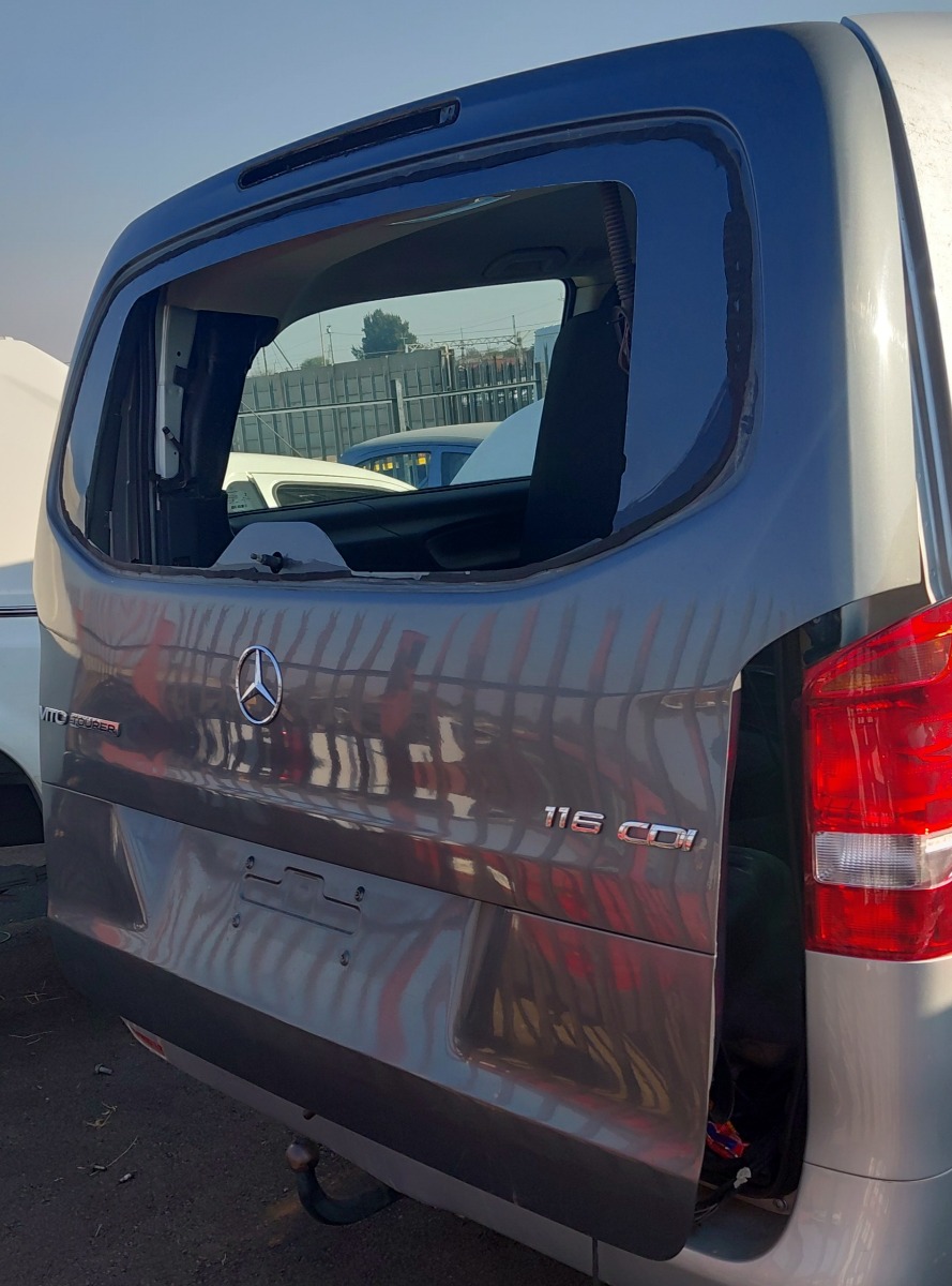 VITO W447 TAILGATE (SHELL)