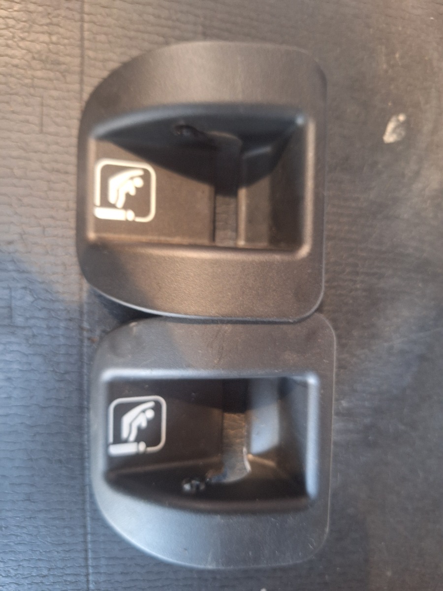 FRONX CHILD RESTRAINT SEAT BASE