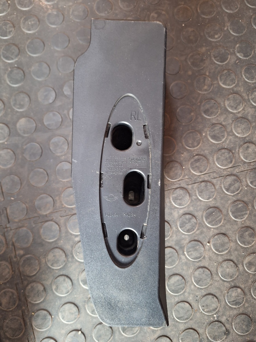 R56 FOOT REST