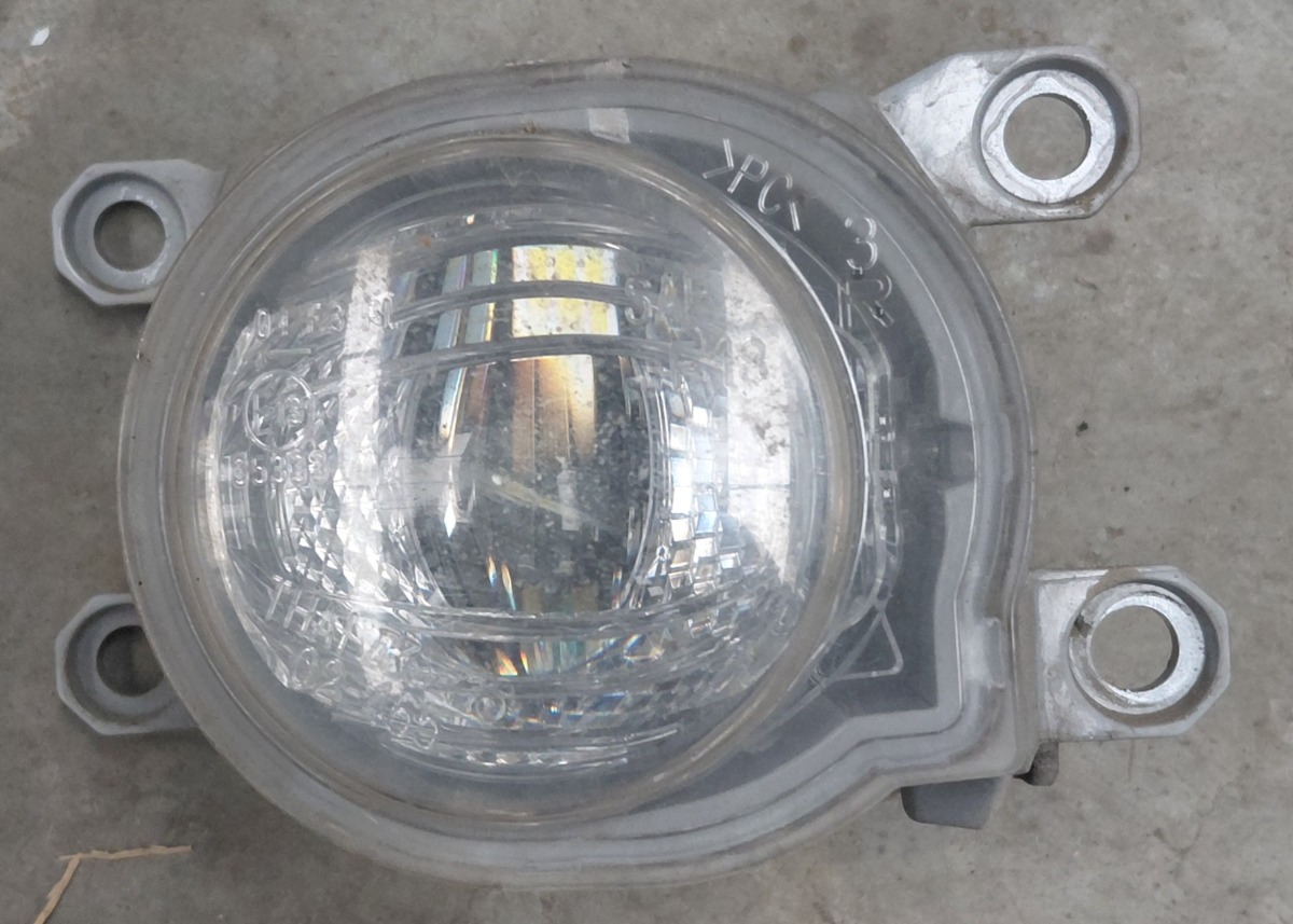 HILUX GD FOG LAMP LEFT FRONT