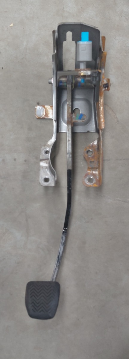 HILUX GD6 BRAKE PEDAL ASSY