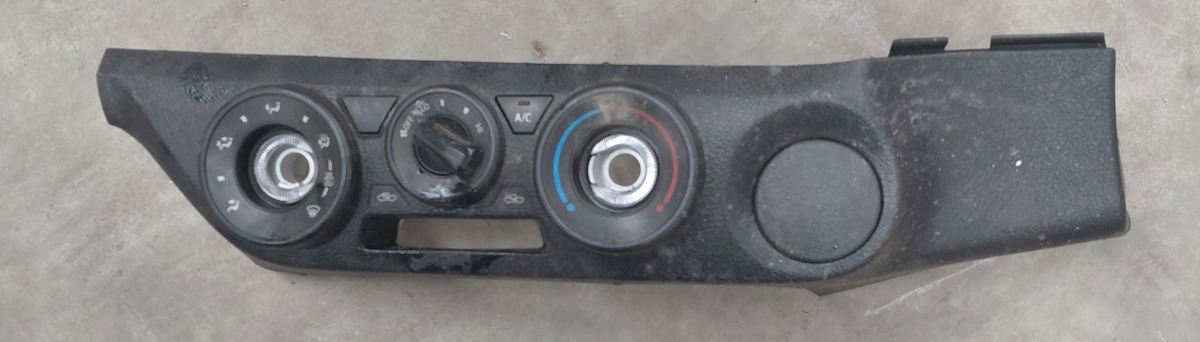 HILUX GD CLIMATE CONTROL COVER