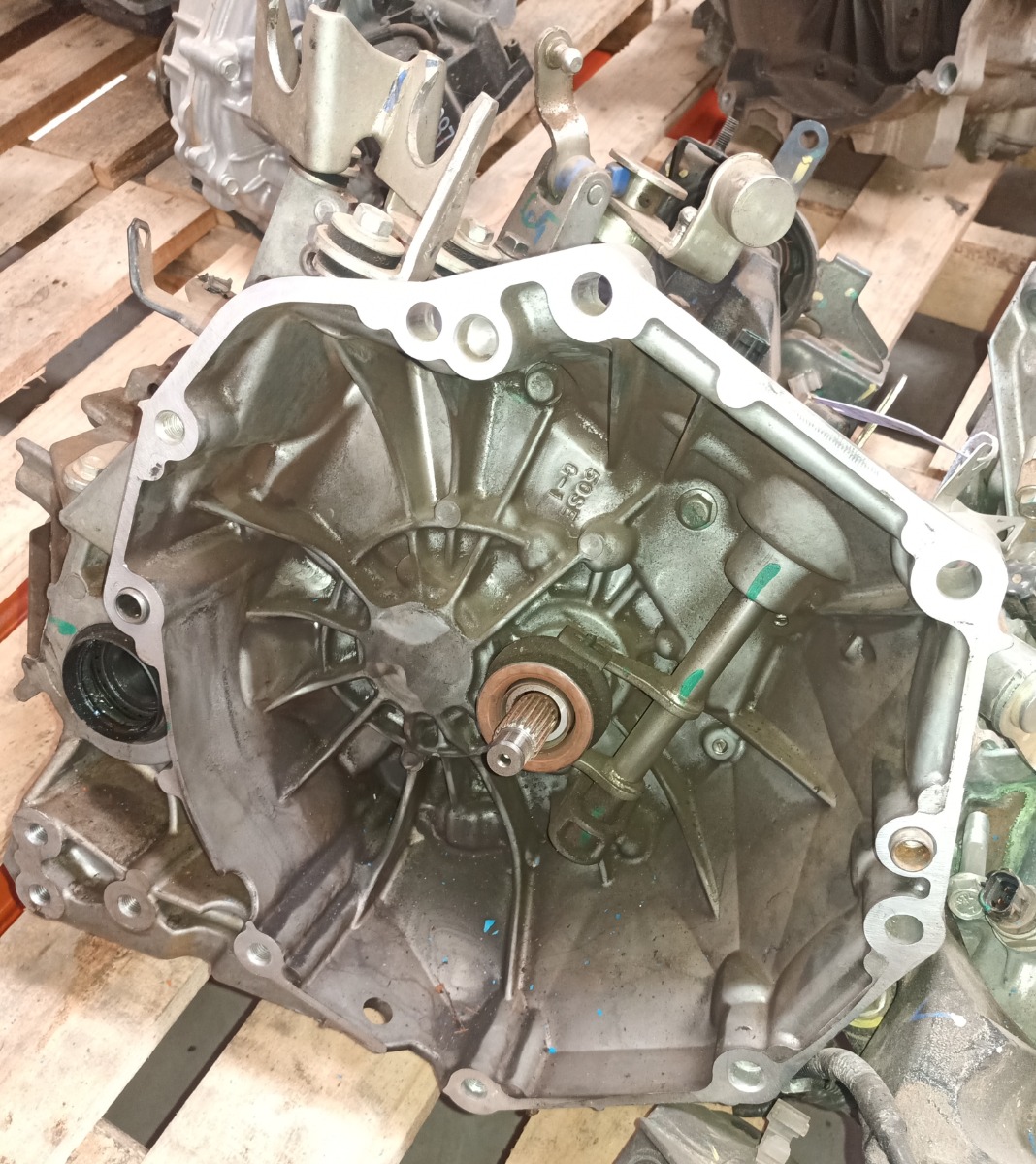 SWIFT 1.2 GL MANUAL GEARBOX