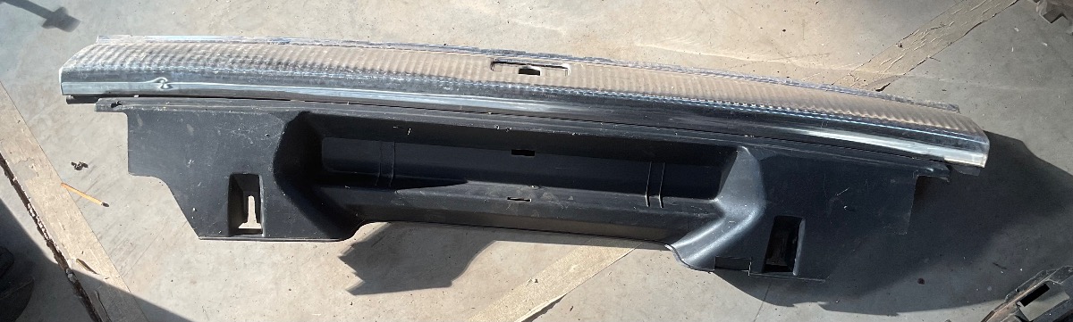 Q5 REAR INNER BOOT TRIM