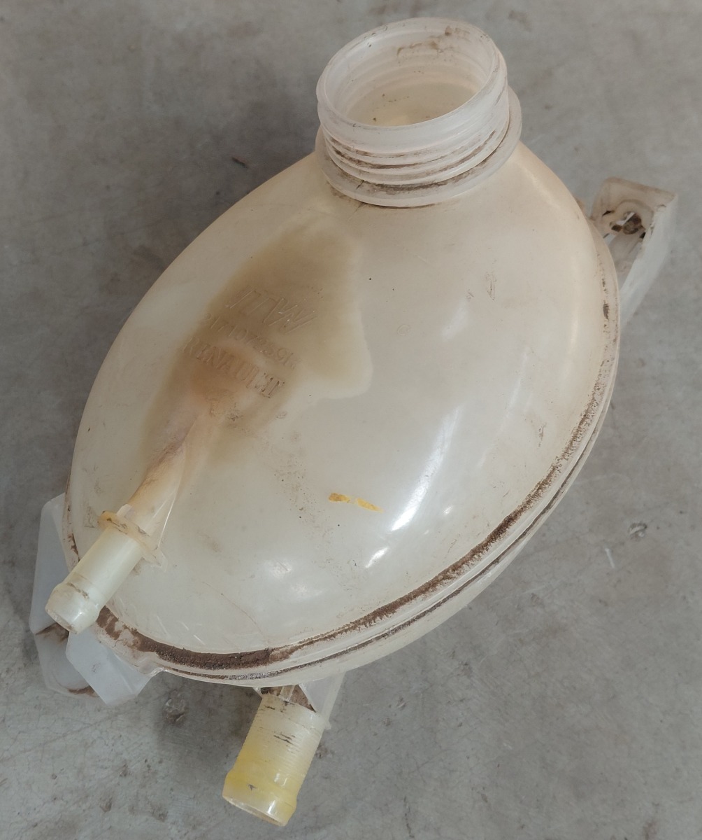 SANDERO II 9.0T RADIATOR WATER BOTTLE