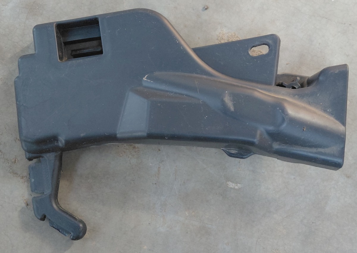 SANDERO II LEFT REAR DOOR PANEL TRIM