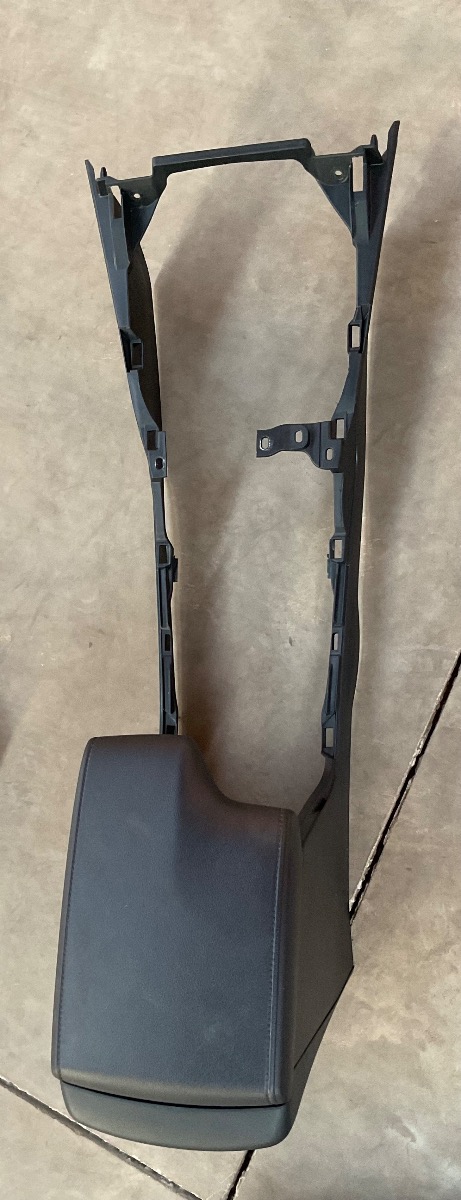 HILUX GD CENTRE CONSOLE