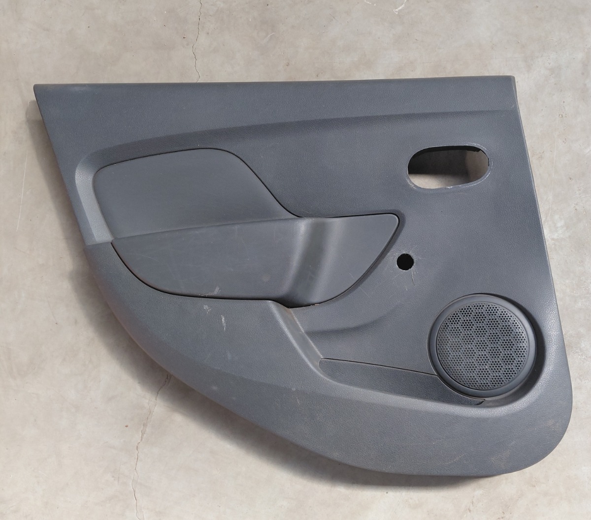 SANDERO II LEFT REAR DOOR PANEL