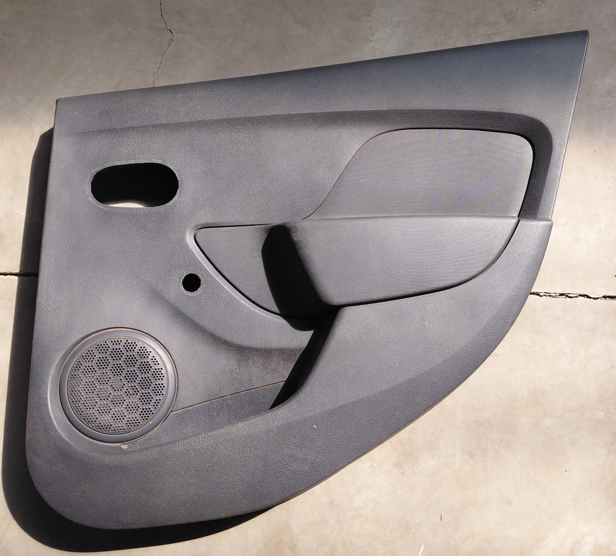 Sandero II Door Trim Panel - Right Rear