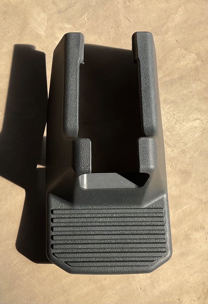 HILUX GD FRONT SEAT RAIL COVER RIGHT
