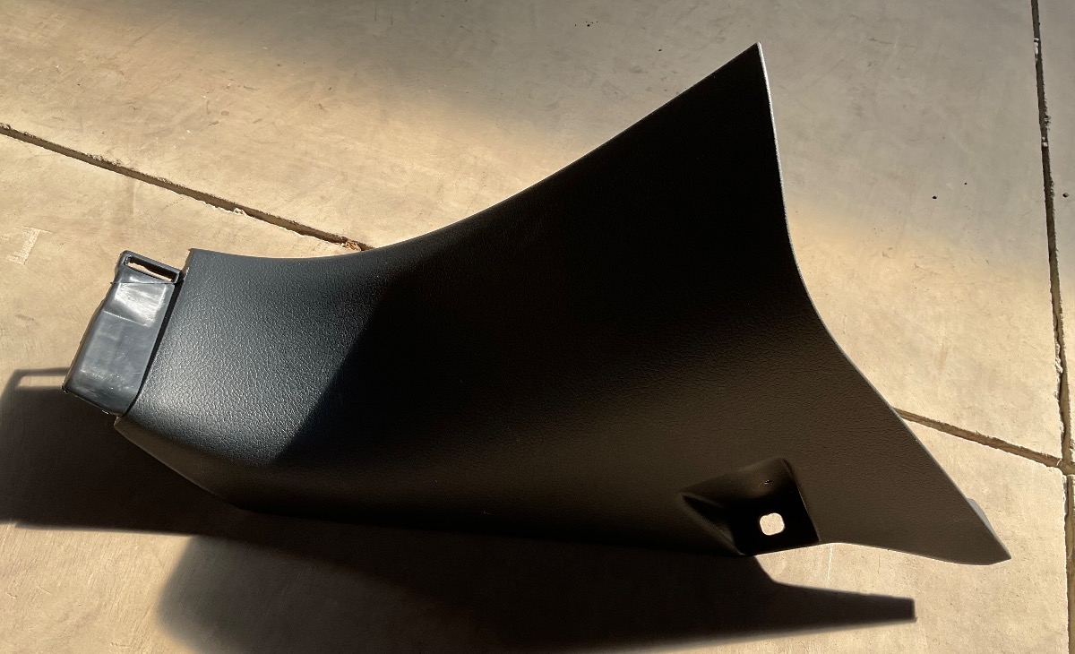 HILUX GD LEFT LOWER A PILLAR TRIM