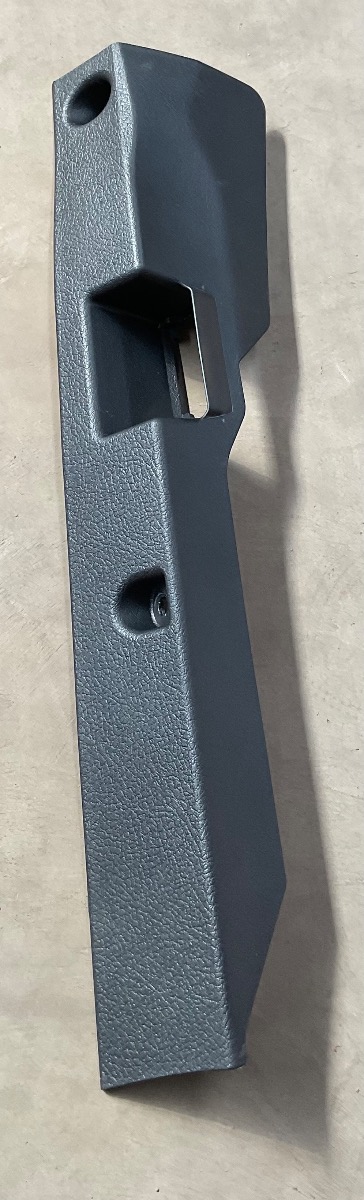 HILUX GD LOWER RIGHT DASH TRIM
