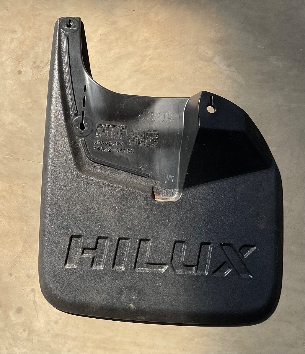 HILUX GD LEFT FRONT MUD FLAP