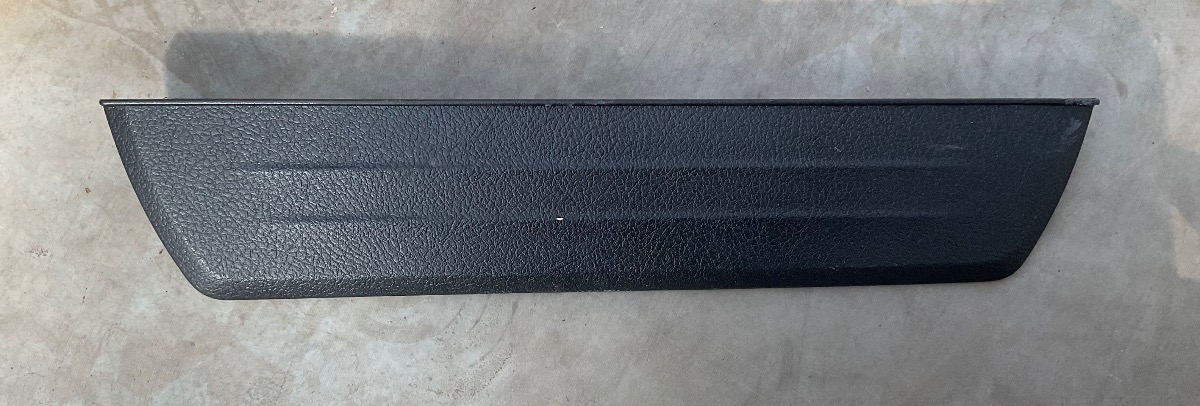 HILUX GD LEFT REAR INNER SILL TRIM