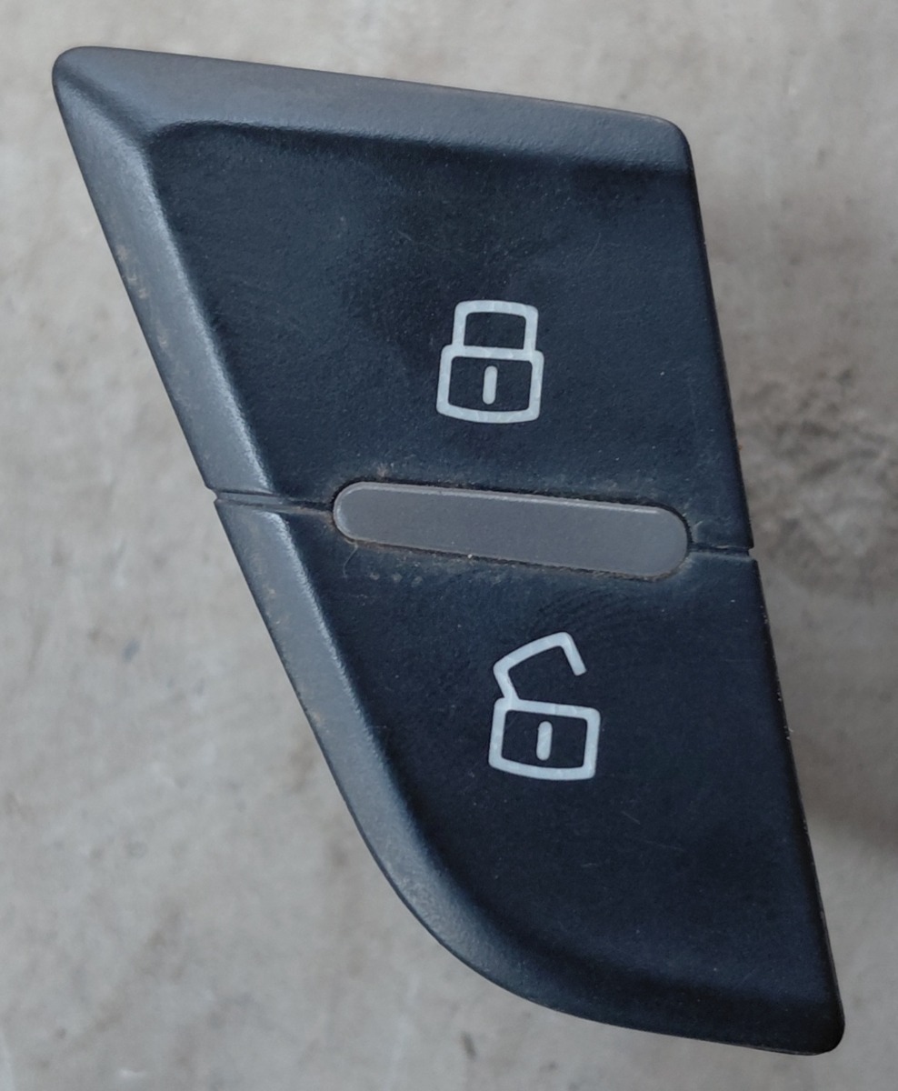 Q5 CENTRAL LOCK BUTTON