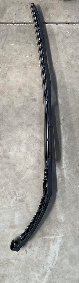 HILUX GD LEFT WIPER ARM