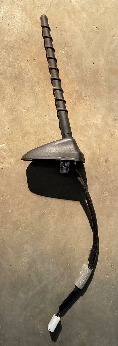 HILUX GD ANTENA