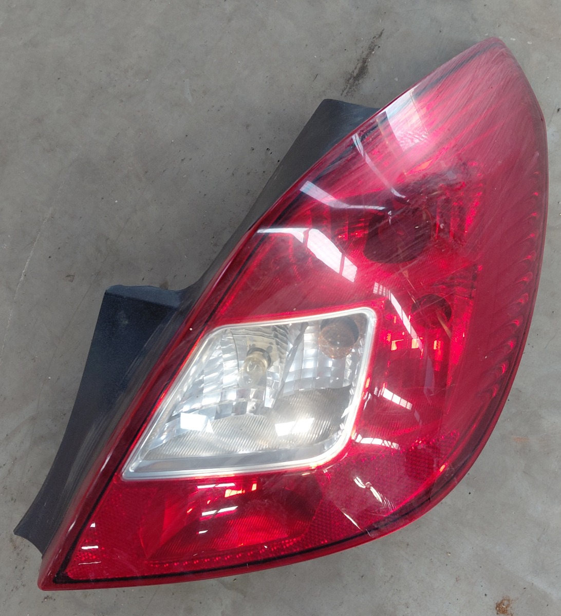 Corsa D - Right Rear Tail Light