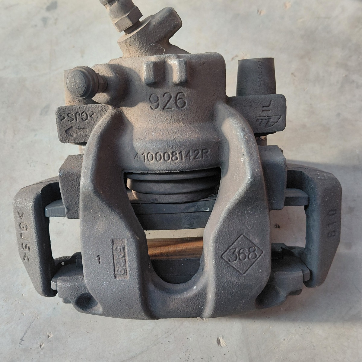 SANDERO II RIGHT FRONT BRAKE CALIPER