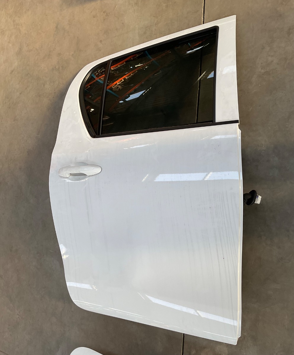 HILUX GD RIGHT REAR DOOR SHELL