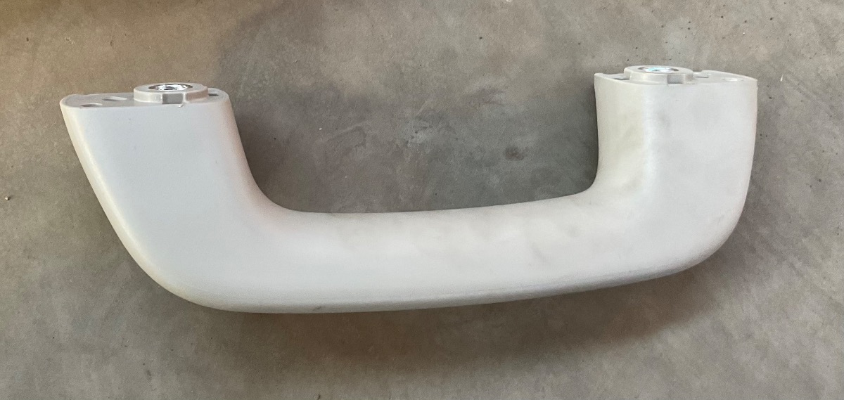 HILUX GD LEFT FRONT GRAB HANDLE
