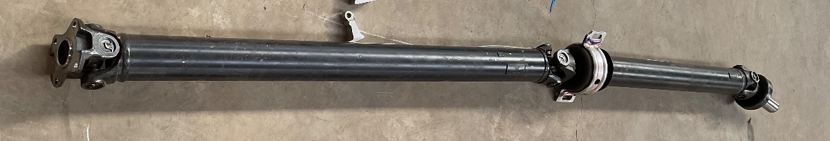HILUX GD D/C AUTO PROPSHAFT